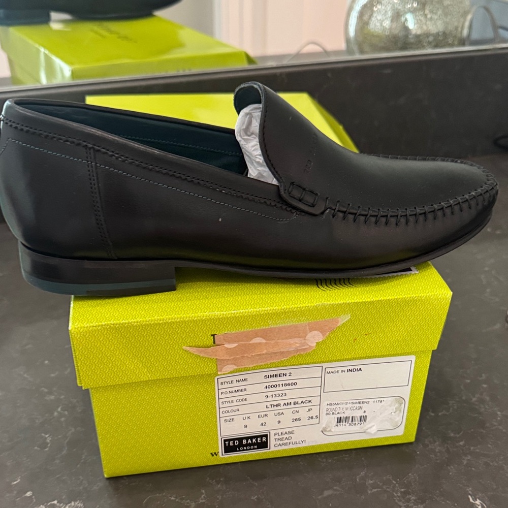 Ted Baker Men's Elegant Black Slip-On Loafers